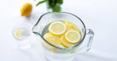 The Incredible Benefits of Drinking Lemon Water on an Empty Stomach
