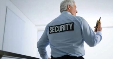Cómo las Personas Mayores Pueden Encontrar Empleos como Vigilantes de Seguridad